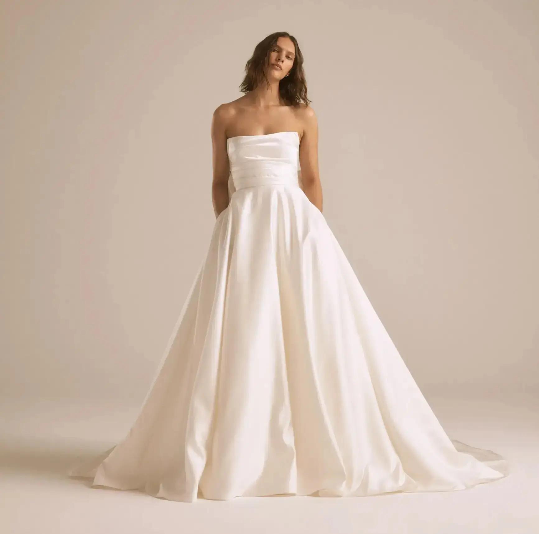 Finding Your Unique Style with Amsale Nouvelle Bridal Dresses Image